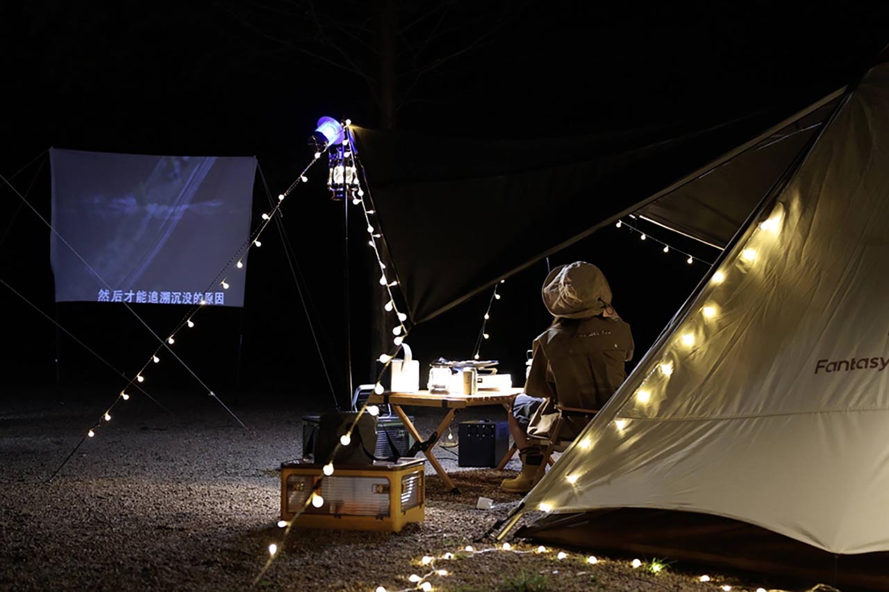 “圍爐煮茶”何以這么火？露營民宿、周末流行的慢生活休閑方式